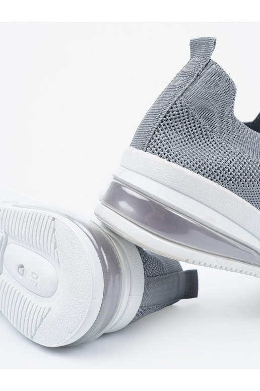 Sporta stila apavi  pelēkas krāsas