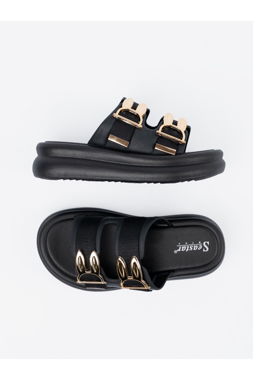 Čības ze mi klamrami ar platformu