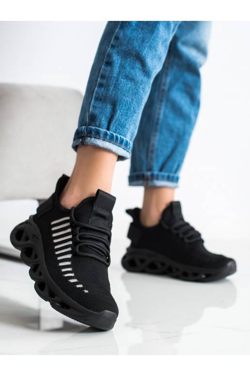 Juodos spalvos Sneakers modelio batai... Juodos spalvos Sneakers modelio batai...