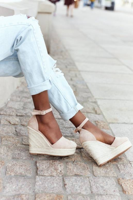 Platforminės basutės smėlio spalvos Platforminės basutės smėlio spalvos