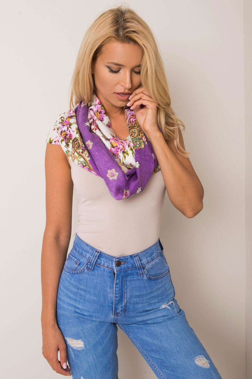 Violeta-ekrū ziedu slings ar bārkstīm