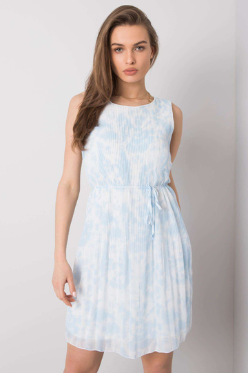 Gaiši zila kaklasaites... 2