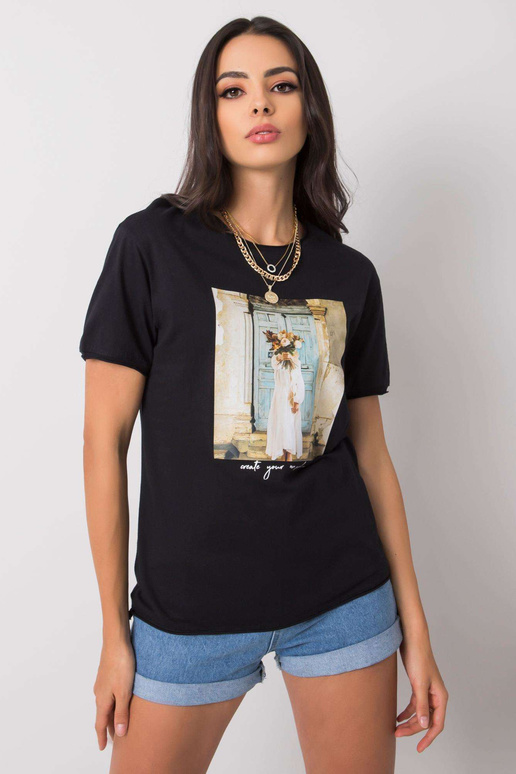 Melns T-krekls ar Benthe apdruku