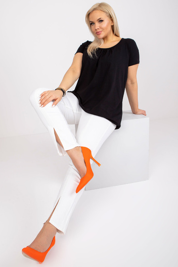 Melna plus izmēra blūze ar...