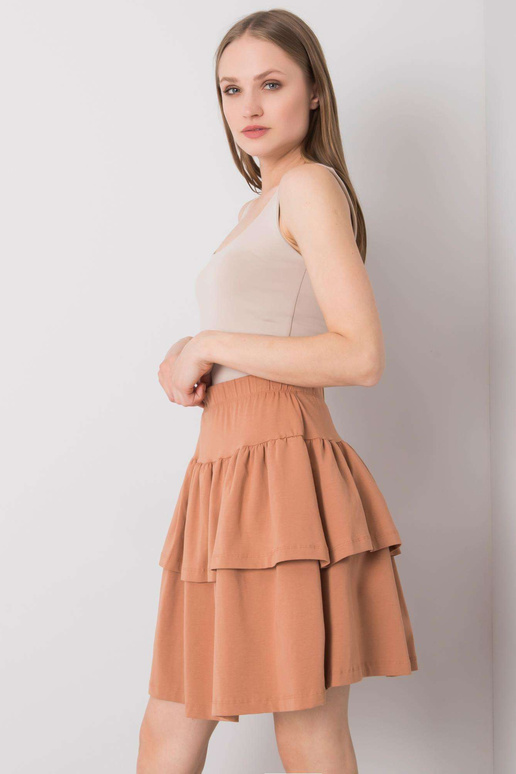 Kamieļu mini svārki ar Dženijas volāniem