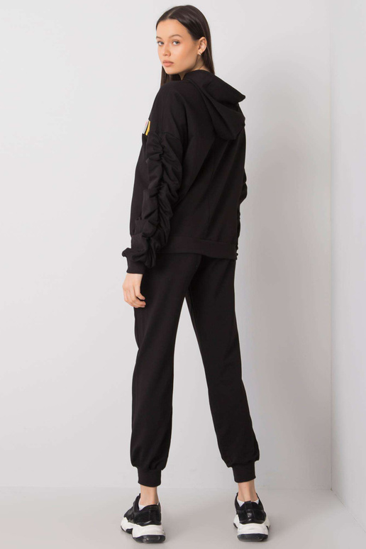 Melns sporta tērpa komplekts Nichelle Melns sporta tērpa komplekts Nichelle