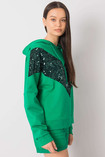 Zaļš komplekts ar Phylicia...