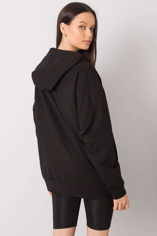 Edna melna kapuce Edna melna kapuce