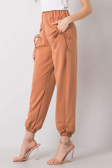 Kamieļu treniņbikses Zelena