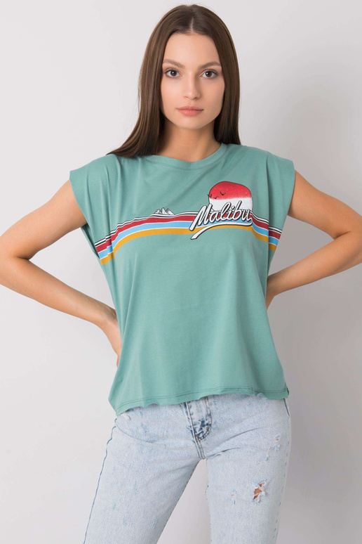 Gaiši zaļš T-krekls ar Malibu apdruku