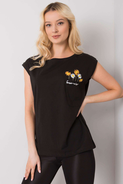 Sāras melnā blūze