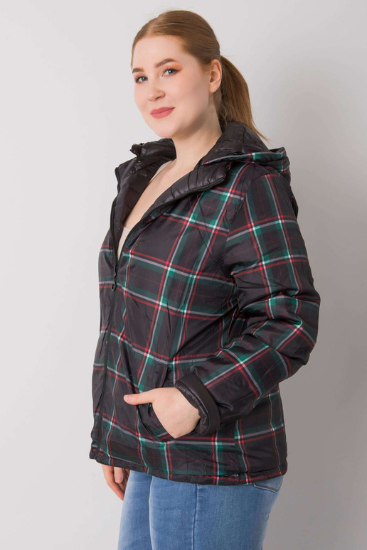 Melna lielizmēra Irfane grozāma jaka