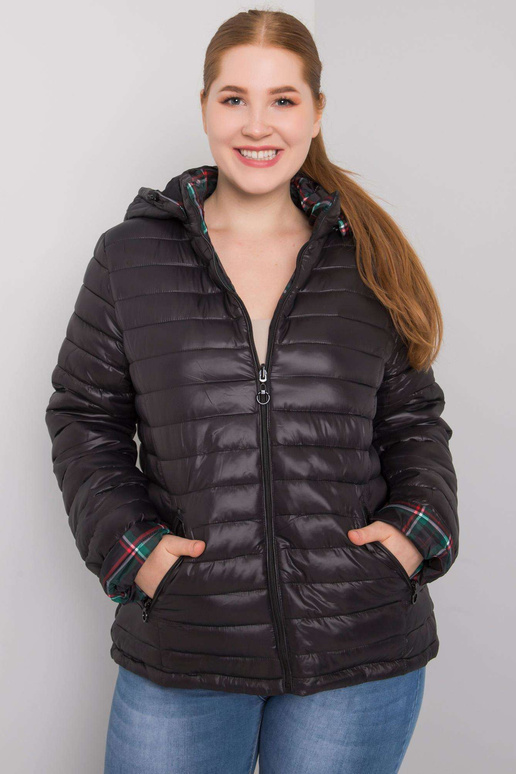 Melna lielizmēra Irfane grozāma jaka