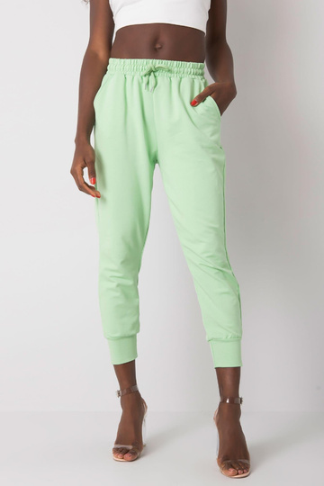 Gaiši zaļas Cailie...