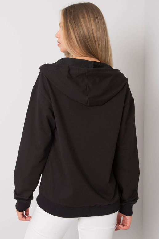 Ilaria melns rāvējslēdzējs