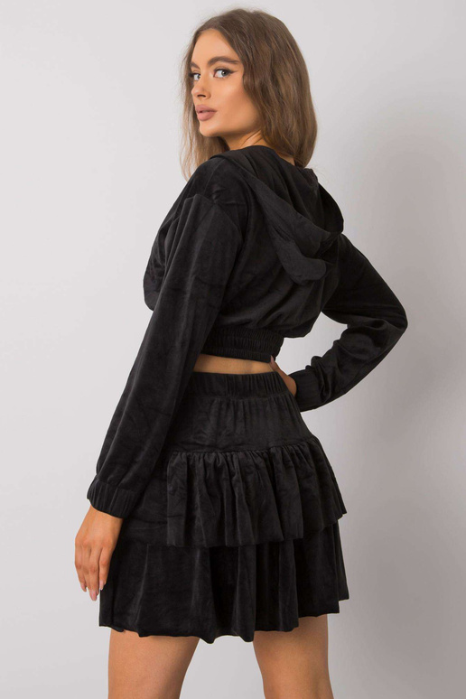 Melns velūra komplekts ar svārkiem Letta