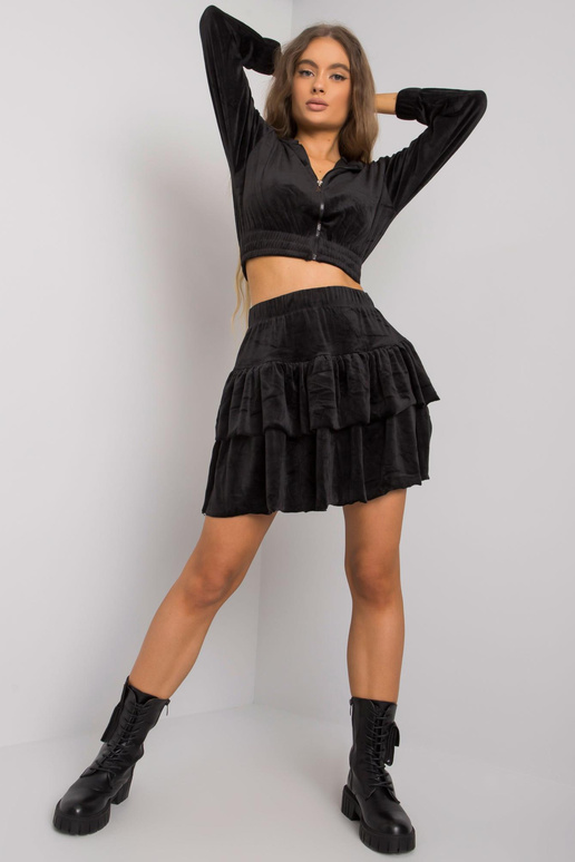 Melns velūra komplekts ar svārkiem Letta