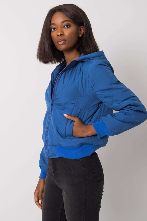 Tumši zila stepēta jaka ar kapuci Larah