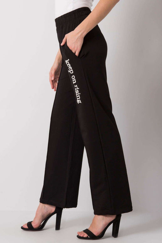 Denisa Black Straight Kāju sporta bikses Denisa Black Straight Kāju sporta bikses