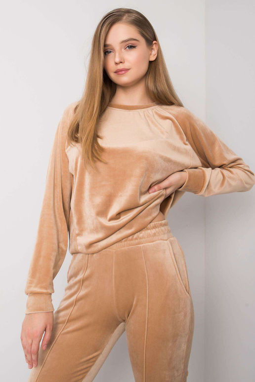 Bēša velūra divdaļīgs komplekts Kimberly