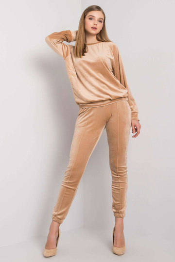 Bēša velūra divdaļīgs... 2