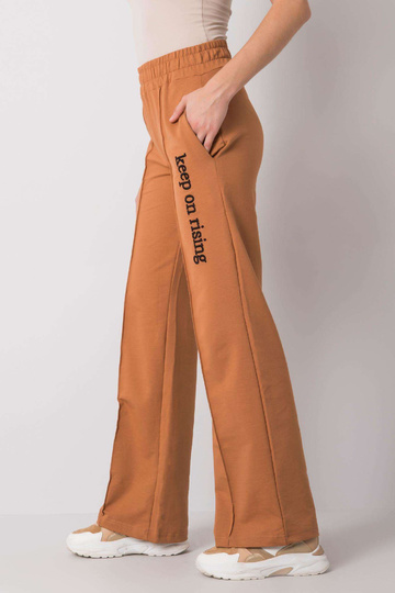 Denisa gaiši brūnas sporta... 2