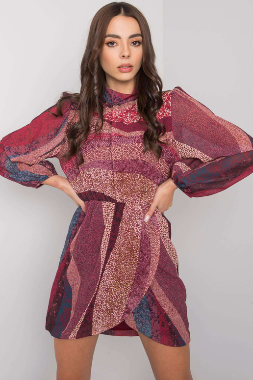 Bordo sieviešu kleita ar Brooks apdrukām