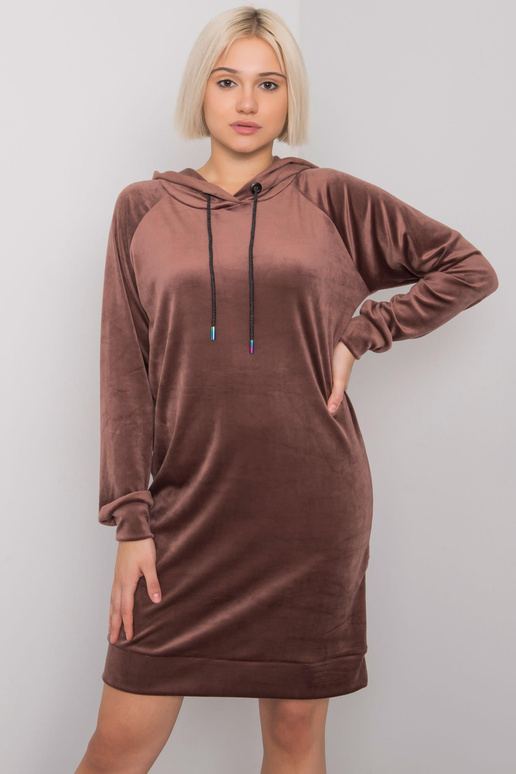 Brūnā velūra kleita ar kapuci Messina