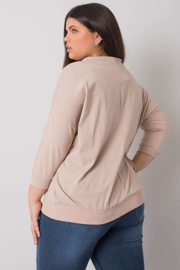 Gaiši bēša plus izmēra...