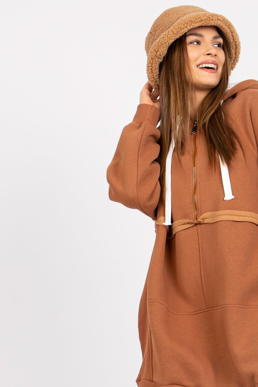 Gaiši brūns Bostonas džemperis ar... Gaiši brūns Bostonas džemperis ar...