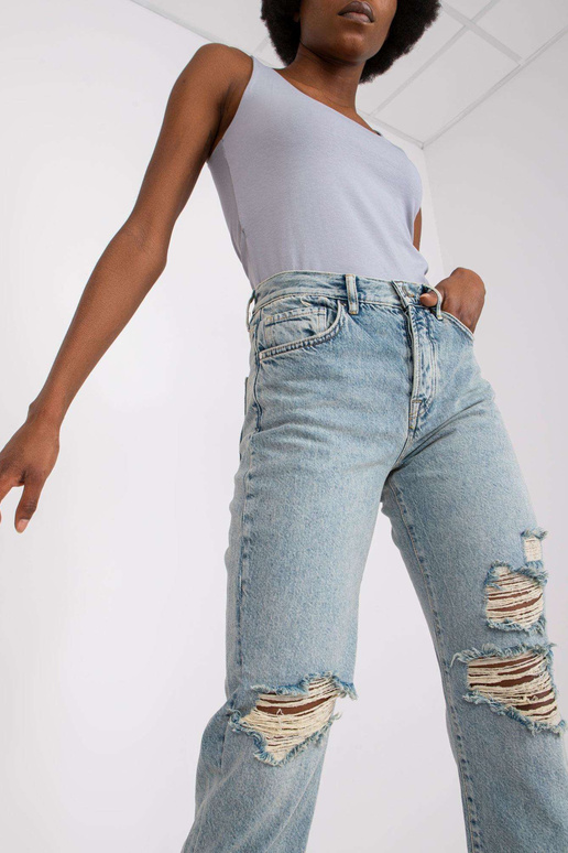 Gaiši zili taisni džinsi sievietēm...