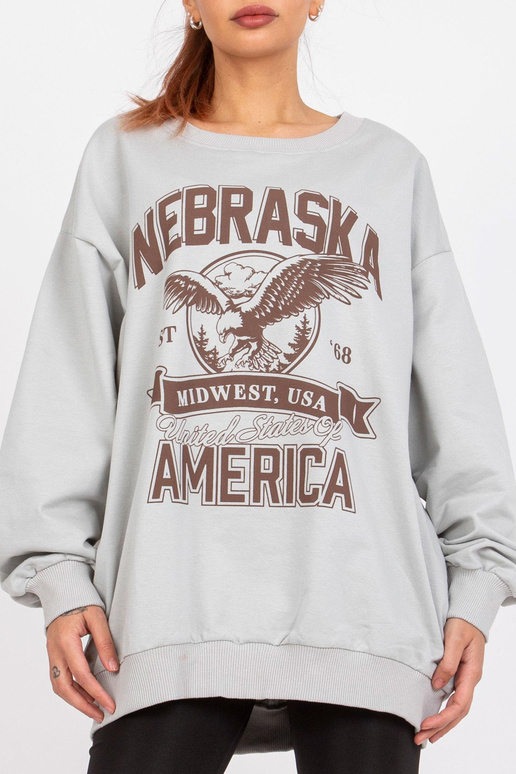 Pelēks liela izmēra sporta krekls... Pelēks liela izmēra sporta krekls...