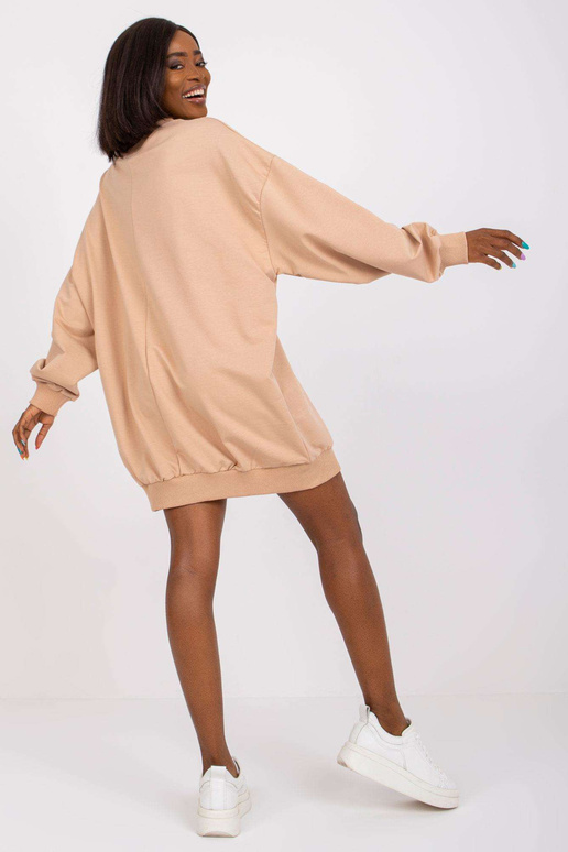 Bēšs liela izmēra sporta krekls Isla Bēšs liela izmēra sporta krekls Isla