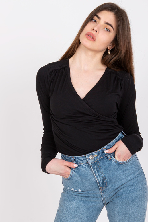 Melna blūze ar izgriezumu Alicante Melna blūze ar izgriezumu Alicante