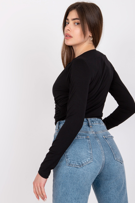 Melna blūze ar izgriezumu Alicante Melna blūze ar izgriezumu Alicante