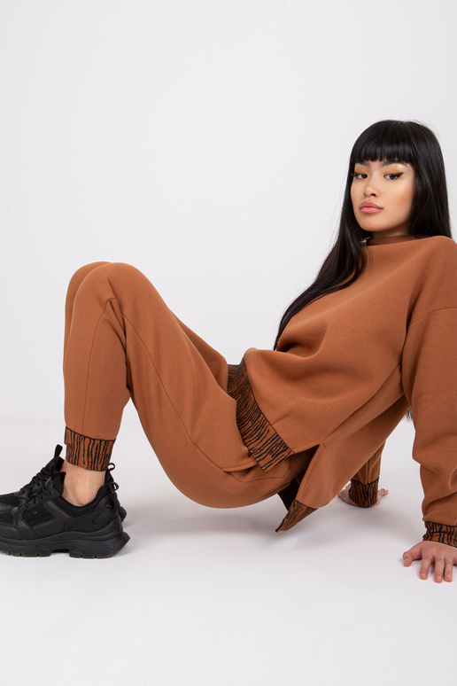 Gaiši brūns sporta tērpa komplekts Oslo