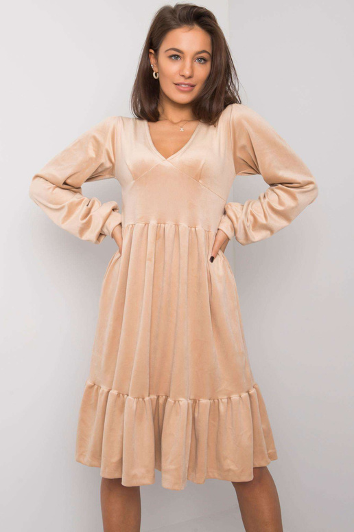 Bēša velūra kleita ar volāniem Modena