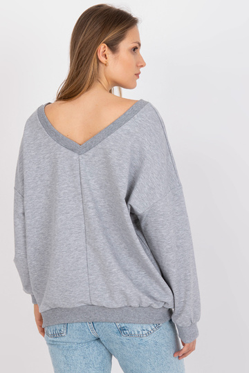 Pelēks un balts oversize... 2