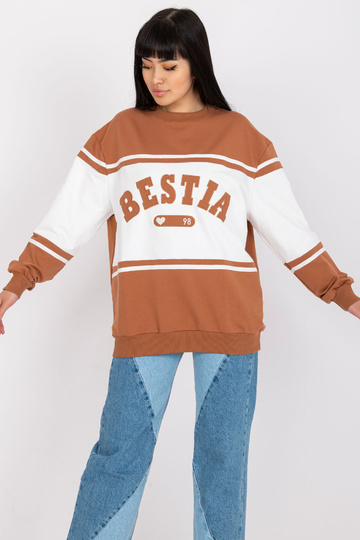 Brūns un balts sporta... 2