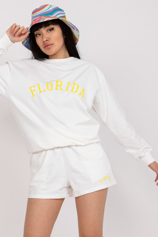 Balts kokvilnas ikdienas treniņtērpa...