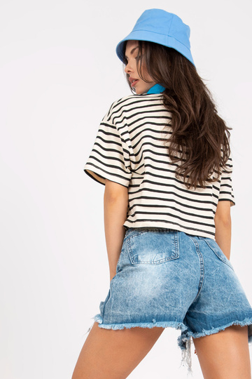 Bēšs un melns polo krekls...