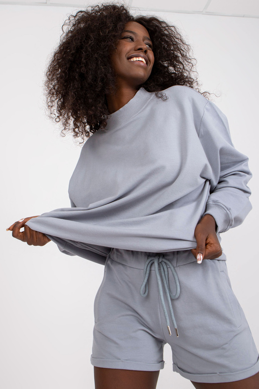 Pelēkas pamata treniņbikses ar iesiešanu