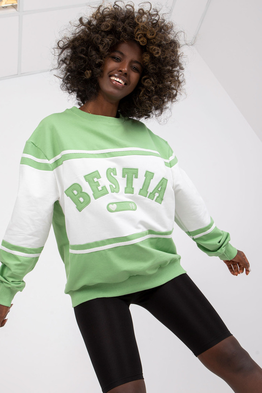 Zaļbalts džemperis ar garām... Zaļbalts džemperis ar garām...