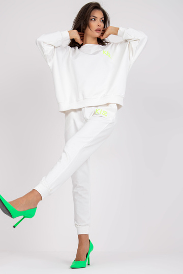 Balts divdaļīgs kokvilnas... 2