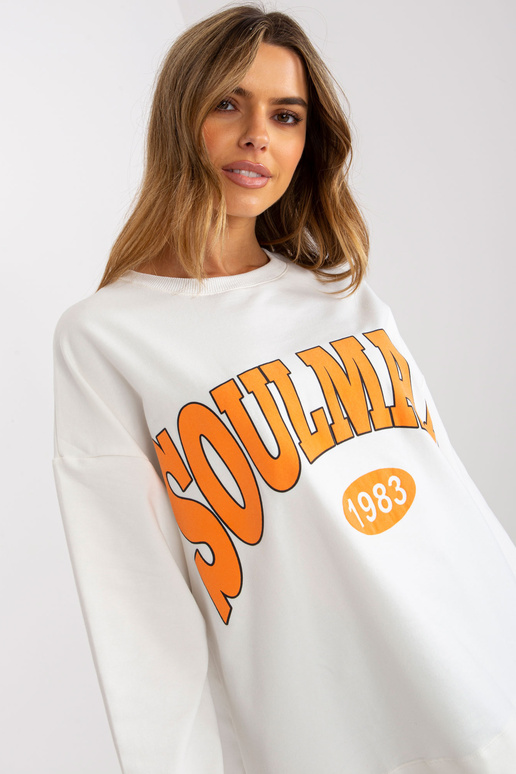 Balts un oranžs asimetrisks oversize... Balts un oranžs asimetrisks oversize...