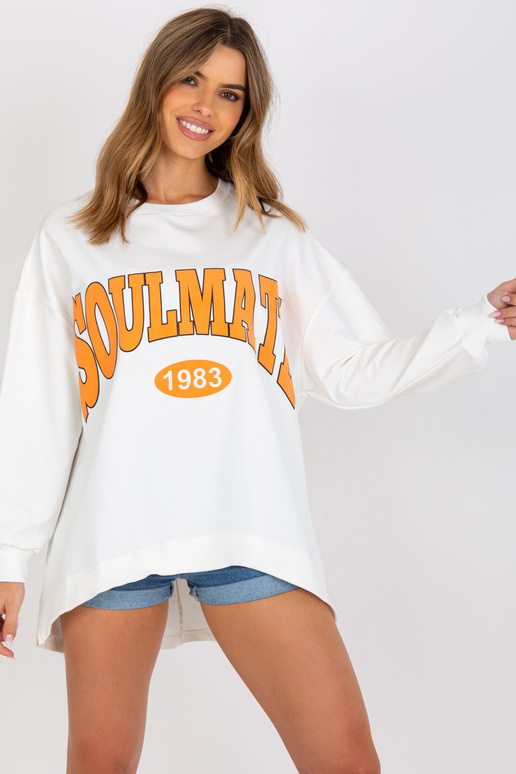 Balts un oranžs asimetrisks oversize... Balts un oranžs asimetrisks oversize...