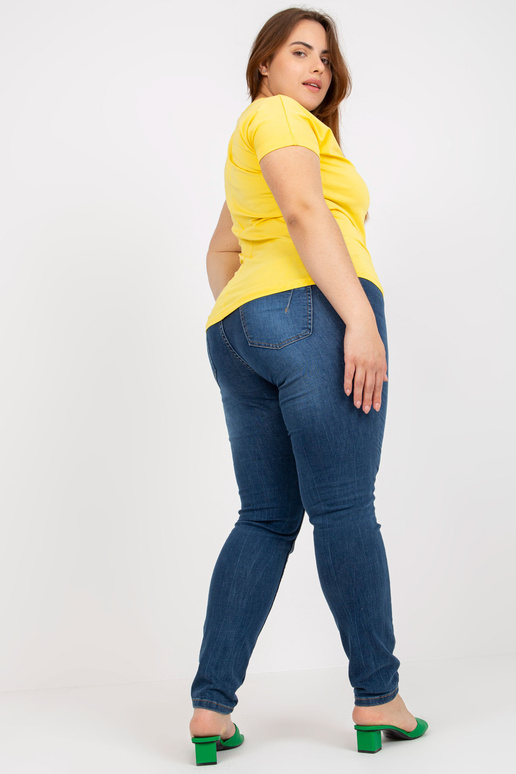 Dzeltens plus izmēra t-krekls ar V...