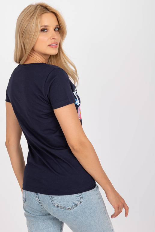 Tumši zils T-krekls ar krāsainu apdruku