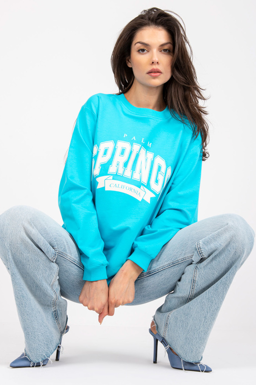 Zils un balts oversize sporta krekls... Zils un balts oversize sporta krekls...