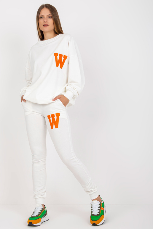 Balts divdaļīgs sporta tērpa...